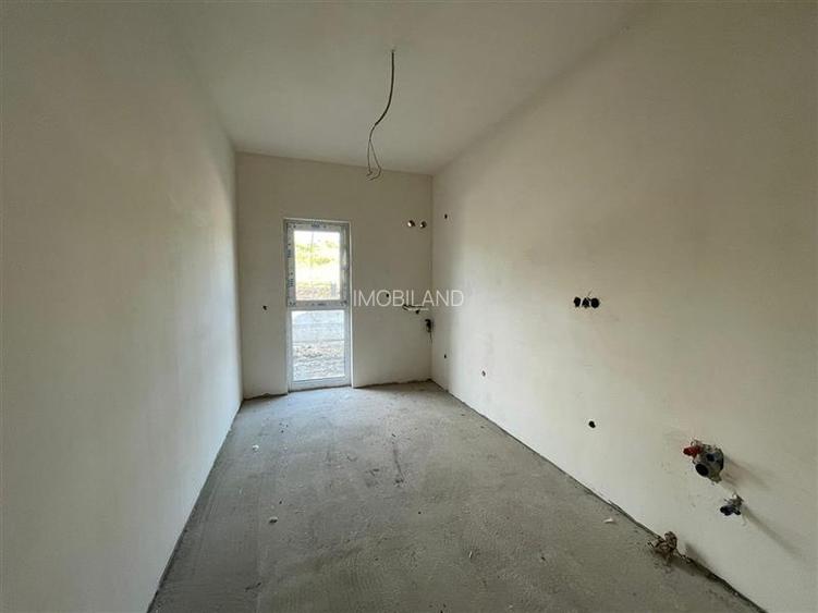 Casa tip duplex pe Valea Chintaului, cu gradina si  parcare - 14