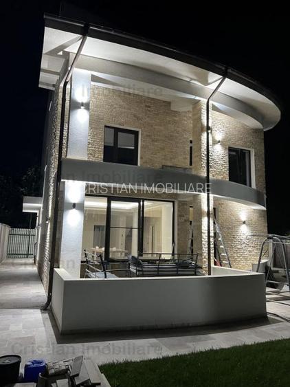 Vila P+1+M, zona Minerva, 330mp utili , 500mp teren - 3