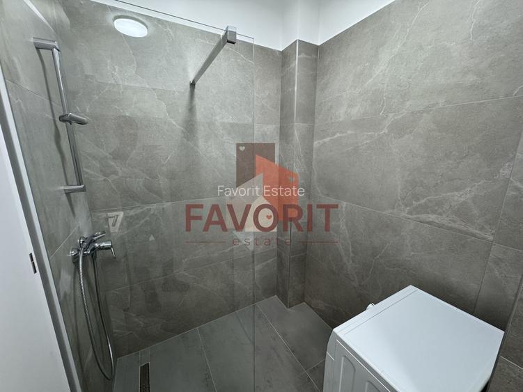 Mobilat si utilat. 2 locuri de parcare. Curte privata in CF - 11