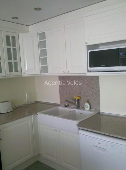 BANEASA- zona Jandarmeriei Vila 6 camere mobilata,utilata - 9