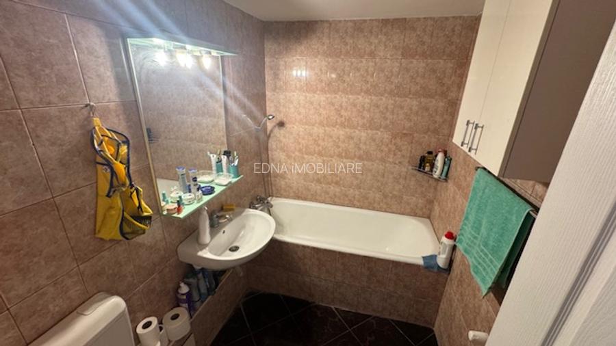 2 camere spațioase, Nerva Traian,  Școala 81 - 4