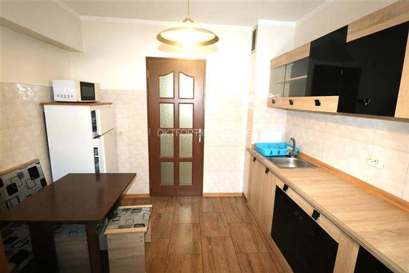 Apartament 3 camere , centrala proprie , zona Circumvalatiunii - 8