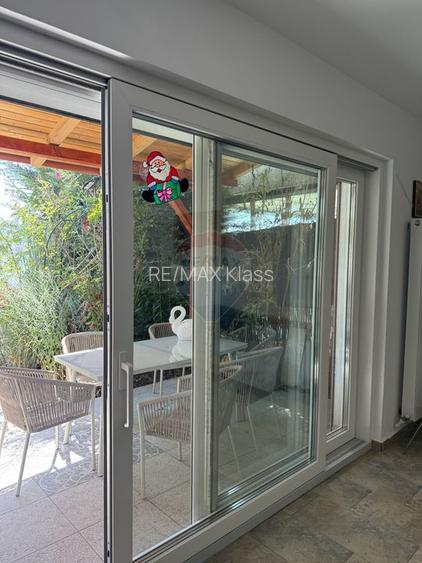 Vila premium cu priveliste si acces la lac - 20