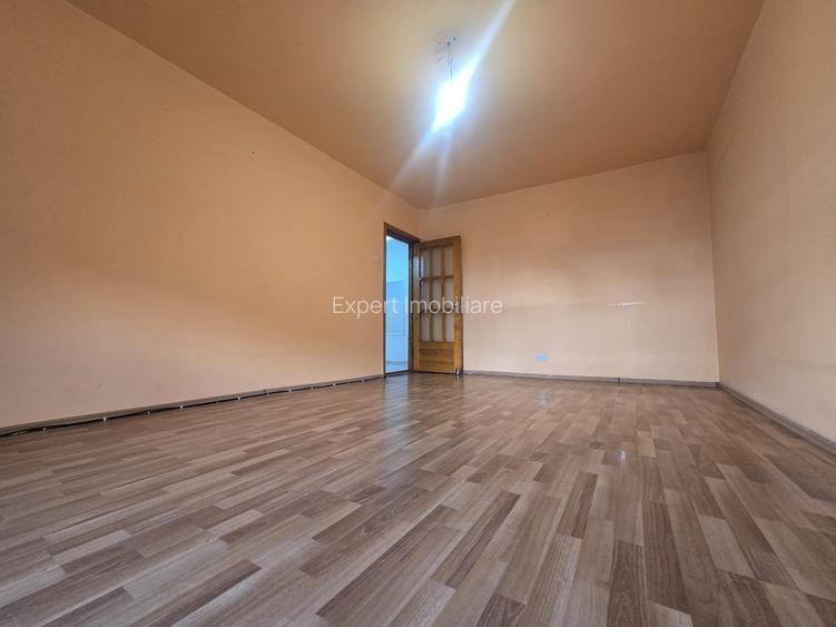 Ap. 2 cam cf I dec, zona Calarasi 4 parter - 2