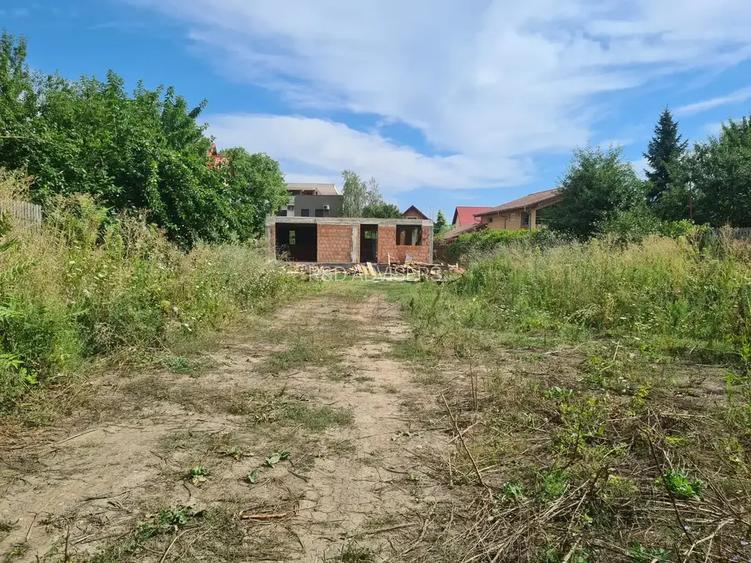 Casa in constructie pe teren mare, autorizatie valabila, Otopeni-9 Mai - 2