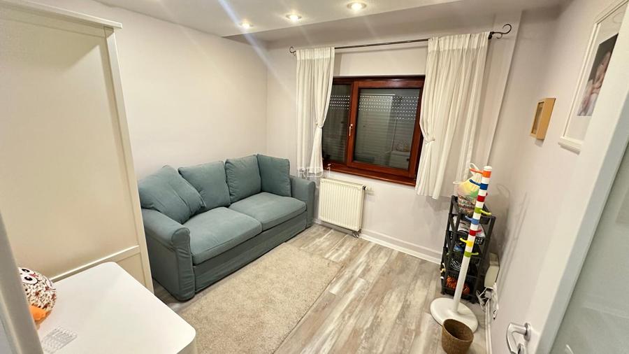 De vanzare apartament 3 camere amaneajat - 3