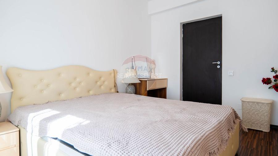 Dobroesti - vanzare apartament 3 camere, strada Marului - 20