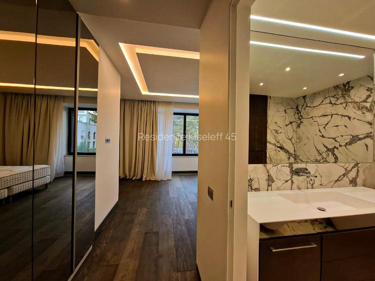 Închiriere apartament de lux cu 4 camere în Residence Kiseleff - ap. 2, etj. 1 - 3