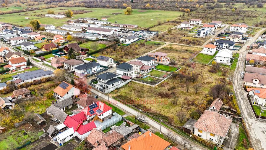 Cash sau 5-6 RATE: Teren Intravilan, asfalt, 1529mp, utilitati|SkyView - 2