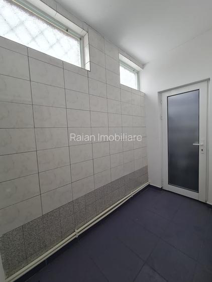 Inchiriere spatiu comercial in Galati, str. Al.Cernat, stradal, sup. 110 mp - 7