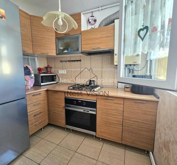 Gata de mutare! Apartament spatios 3 camere | 2 bai | balcon | - 3