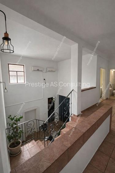 Vila individuala renovata complet | 6 camere | 500 mp teren | Str Jean Monnet - 17