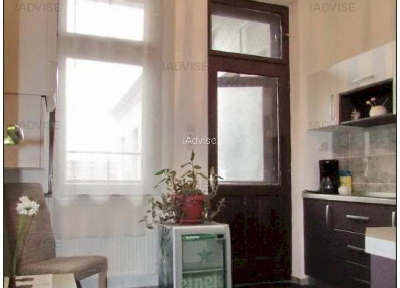Apartament 4 Camere Vanzare - Piata Sfatului - 7