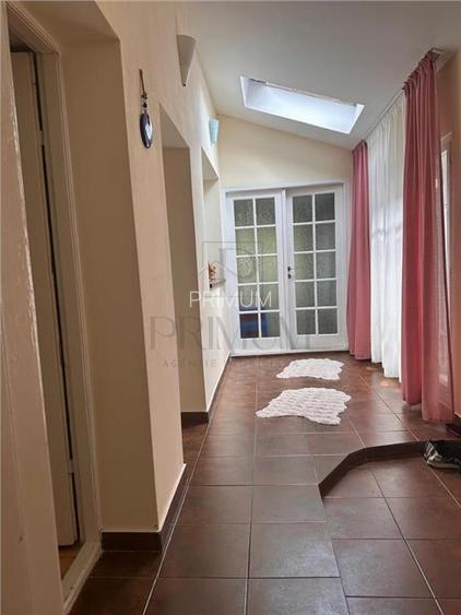 DAMBOVITA CASA 4 CAMERE, DECOMANDAT, PANOURI SOLARE - 8