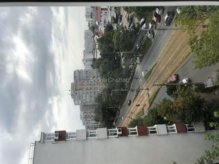 Vanzare -Apartament cu o camera , sector 1, amenajat recent , utilat, langa parc - 3