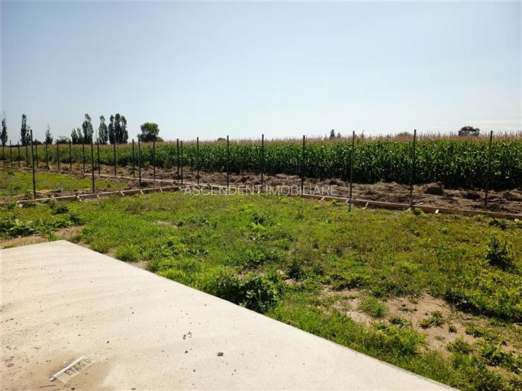 Design minimalist, rafinament maxim – Casa ta moderna in Sanpetru - 24