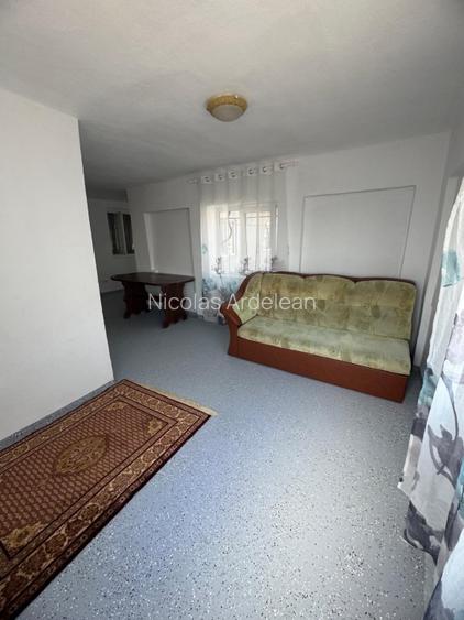 Casa bătrânească de închiriat  - 7