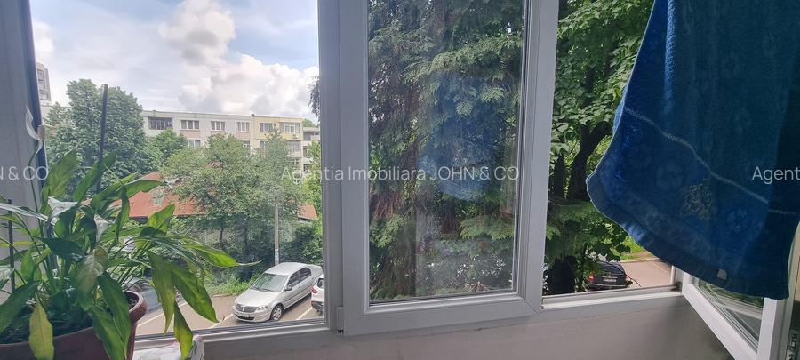 Vand apartament 3 camere, Pitesti, str. Negru Voda, etaj 1, decomandat - 9