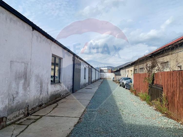 Hala de 2,400mp BD Regele Mihai Baia Mare zona Dedeman 490.000 EURO - 12