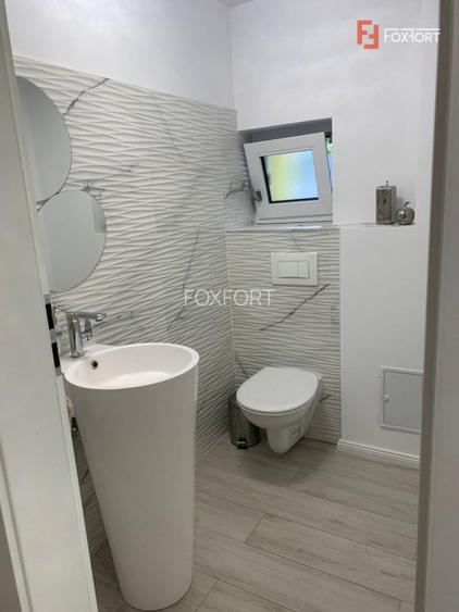 Duplex de vanzare cu 5 camere si 3 bai, zona Mehala - 13