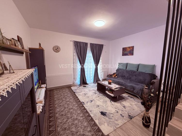 Casă tip insiruită de lux în ansamblul Margelelor – Comision 0 - 8