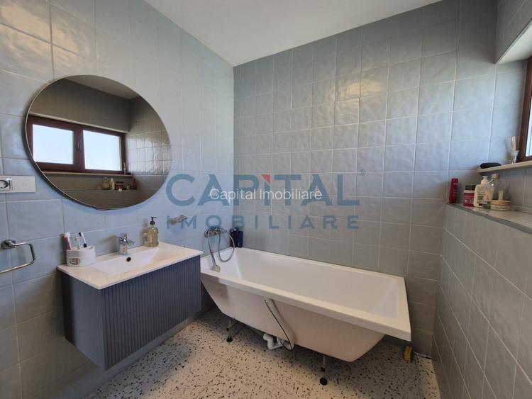  Casa superba la cheie, strada privata, central Dezmir.  - 35