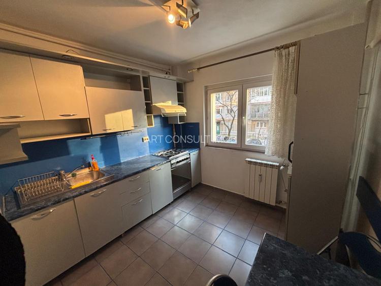 Apartament 3 Camere | Gorjului | Decomandat | 2 Bai | 2 Balcoane |Debara| Metrou - 10