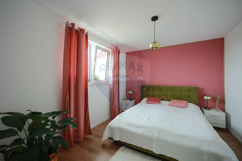 Casă / Vilă cu 4 camere de vânzare - 4