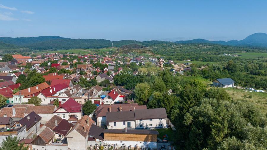 Casă / Vilă Săsească cu 6 camere de vânzare in Vulcan, Brasov - 28