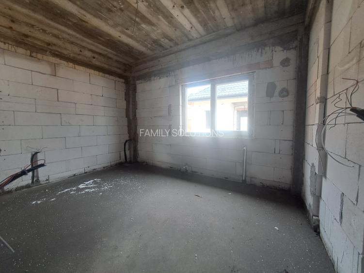 Casa  pe parter 3 cam+Pod.Teren 210mp. - 9