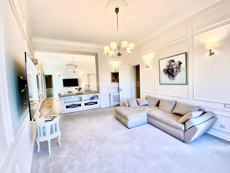 Apartament 2 camere ultracentral, mobilat, utilat, cu vedere spre malul Crișului - 3