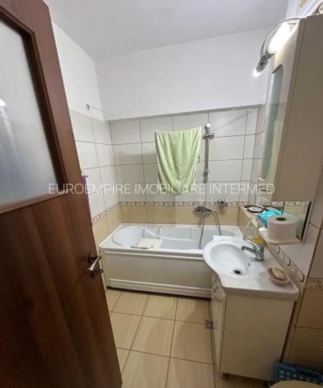 Apartament 2 camere de vanzare zona Parc Tomis 2 - 3
