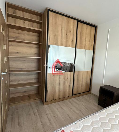 Apartament cu două camere, Decomandat,  Bloc nou , parcare privata - 5