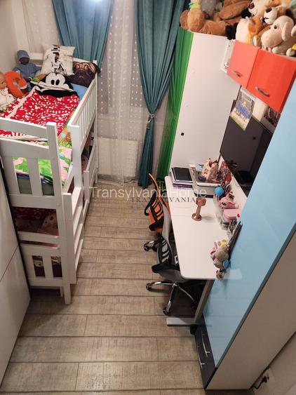 🏡 Apartament 3 camere la etaj intermediar, Zona Calea Surii Mici - 4