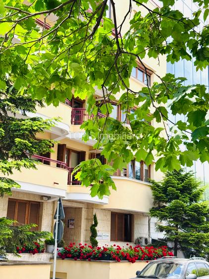 Aviatorilor / Spațiu de 200 mp in Clădire Premium / 200 Mp / 5 Birouri / Metrou - 9