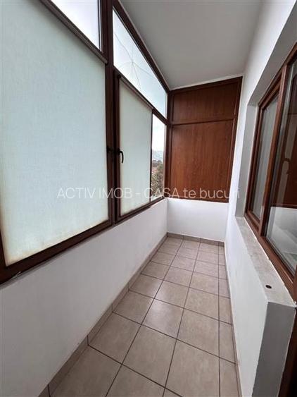 Resita, CHIRIE, 2 cam.cf.1 sporit, Central - 10