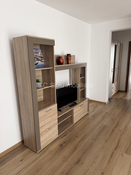 ap 2 camere calea cisnadiei  cu parcare si balcon - 8