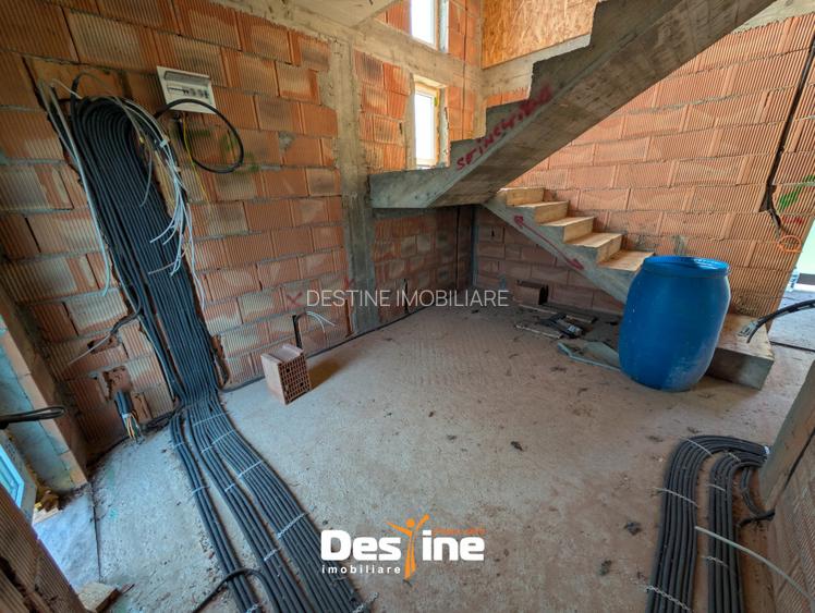 Dobrovat - Casa la Rosu P+1+Pod 129 mp Utili 1000 mp Teren - 11