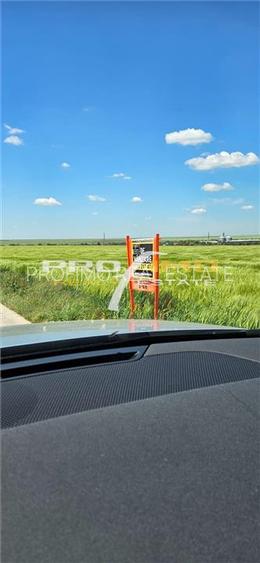 Plaja Corbu-Teren 4200mp. la numai 8 euro /mp. Soseaua asfaltata - 5