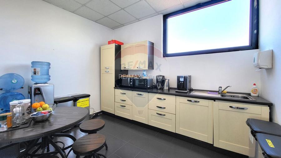 Spatiu birouri de inchiriat 205 - 240 mp Central Comision 0% - 6