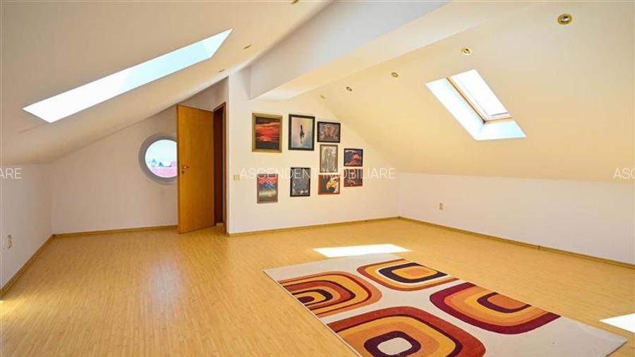 FILM&3D!Casa arhitectura flexibila:2 unitati,500mp teren,locuri parcare,Central, - 9