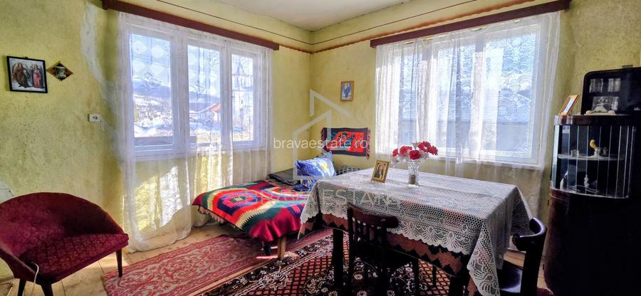 Casă de vânzare, 110 mp, 5 camere 1200mp teren , sat Voivodeni - 12