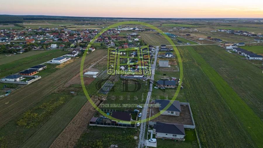 Teren intravilan de vanzare in Cihei, 511 mp,  cu front stradal de 17 ml - 3