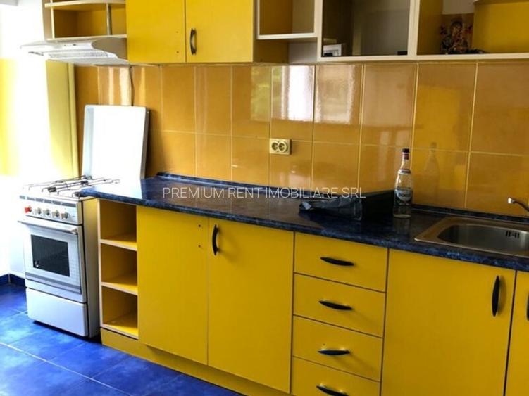 Calea Vitan, garsoniera, etaj 2, stradal, mobilata, utilata, 300 euro - 4