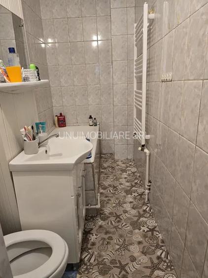 Apartament 4 camere-Zona Sud - etaj 3/4 - 80 mp -  69500 euro - 8