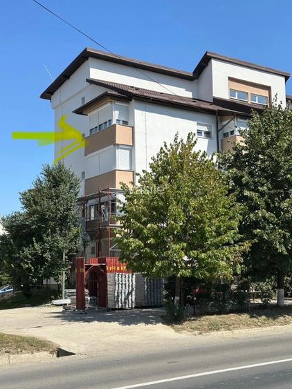 Apartament de vânzare - 3