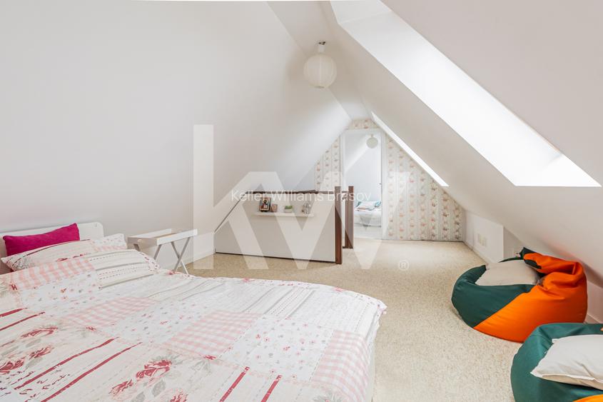 Casă cochetă de închiriat în Schei , Comision 0% - 7