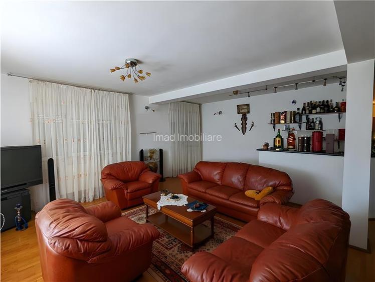 Vila Impresionanta cu peisaj de poveste & Teren 12.000 mp - Candesti, Dambovita - 5