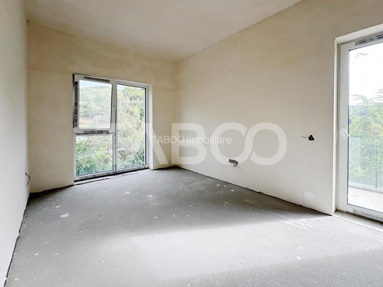 Vanzare duplex premium garaj pentru 2 masini chiar la intrare Tauti - 8