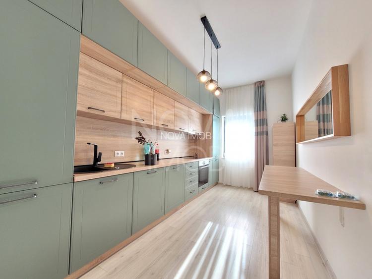 Apartament de vanzare, 3 camere cu gradina + 2 locuri de parcare -Selimbar - 3